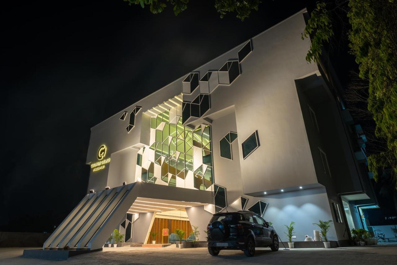 Clubway Grand A Boutique Hotel Jorhāt Εξωτερικό φωτογραφία