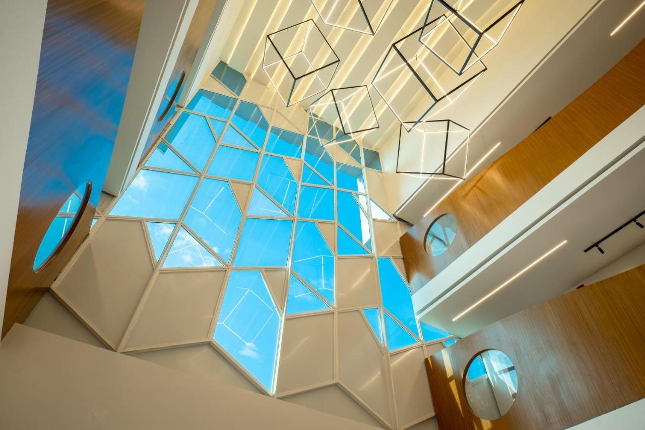 Clubway Grand A Boutique Hotel Jorhāt Εξωτερικό φωτογραφία