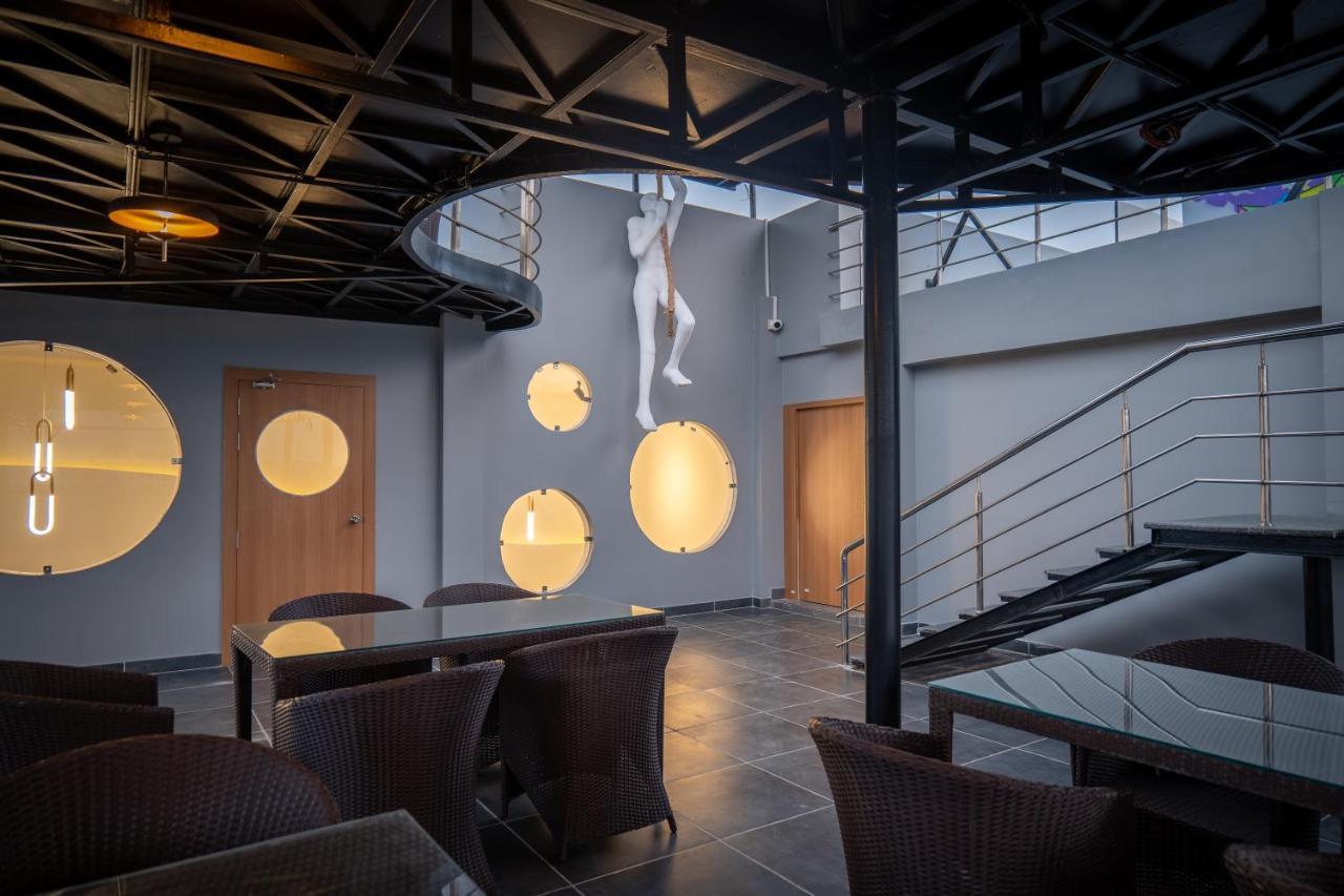 Clubway Grand A Boutique Hotel Jorhāt Εξωτερικό φωτογραφία