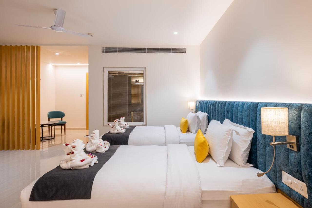 Clubway Grand A Boutique Hotel Jorhāt Εξωτερικό φωτογραφία
