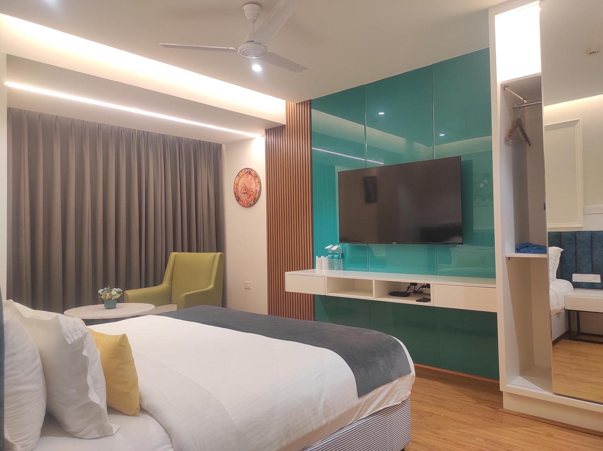 Clubway Grand A Boutique Hotel Jorhāt Εξωτερικό φωτογραφία